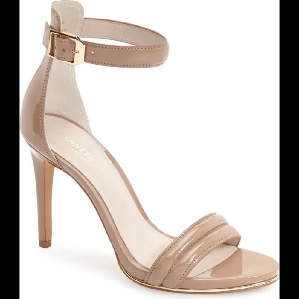 Strapped Heels in Mauve